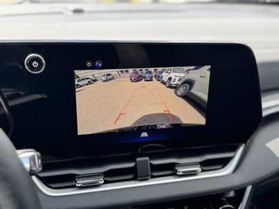 2026 Chevrolet Equinox, $33045.0. Photo 4