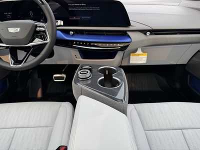2025 Cadillac Optiq, $58890.0. Photo 2