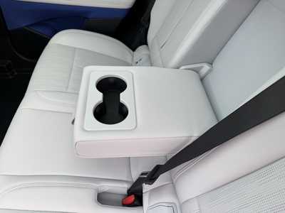 2025 Cadillac Optiq, $58890.0. Photo 9