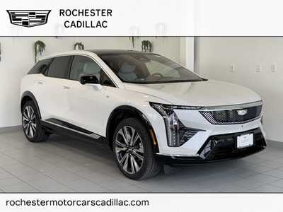 2025 Cadillac Optiq, $58890.0. Photo 1