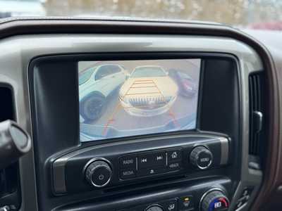 2016 Chevrolet 3500 Crew Cab, $43995. Photo 4