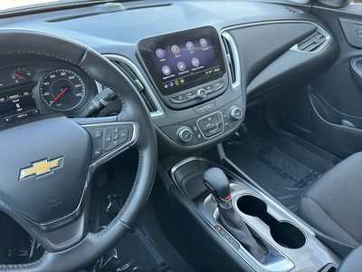 2021 Chevrolet Malibu, $17995. Photo 11
