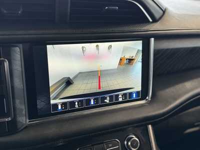 2022 GMC Yukon XL, $59995. Photo 3