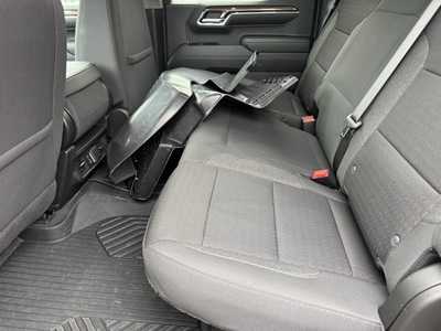 2024 Chevrolet 1500 Crew Cab, $48995. Photo 6