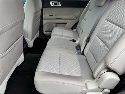 2015 Ford Explorer, $16995. Photo 6