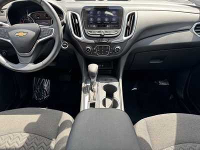 2022 Chevrolet Equinox, $22885. Photo 2
