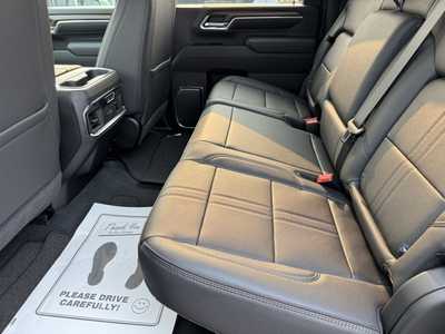 2025 Chevrolet 3500 Crew Cab, $88389.0. Photo 6