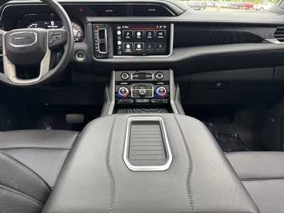 2022 GMC Yukon XL, $64995. Photo 2