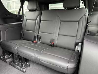 2022 GMC Yukon XL, $64995. Photo 8