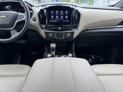 2022 Chevrolet Traverse, $31995. Photo 2