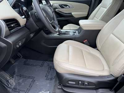 2022 Chevrolet Traverse, $31995. Photo 5