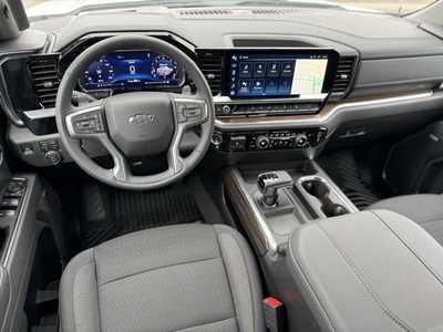 2025 Chevrolet 1500 Crew Cab, $59605.0. Photo 8