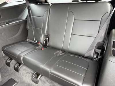 2020 Chevrolet Traverse, $33899. Photo 10