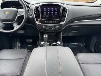 2020 Chevrolet Traverse, $33899. Photo 2