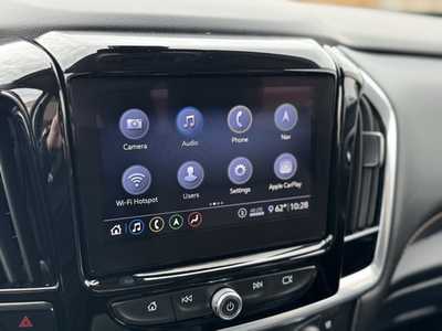 2020 Chevrolet Traverse, $33899. Photo 5
