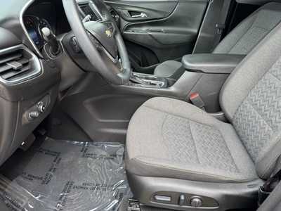 2023 Chevrolet Equinox, $24399. Photo 5