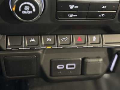 2025 Chevrolet 1500 Crew Cab, $46630.0. Photo 10
