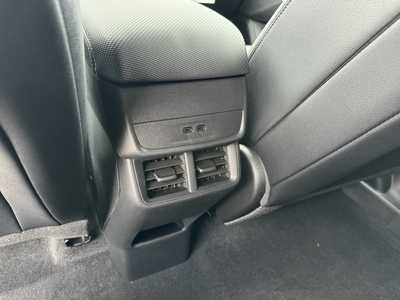 2026 Chevrolet Equinox, $33045. Photo 7