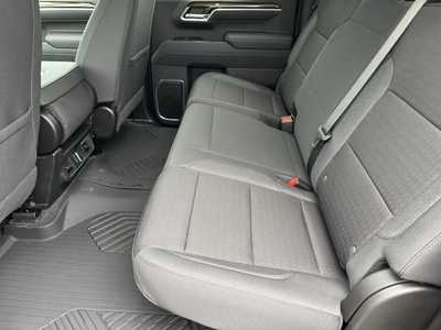 2025 Chevrolet 1500 Crew Cab, $53370.0. Photo 6