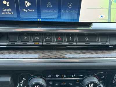 2025 Chevrolet 3500 Crew Cab, $67100.0. Photo 9