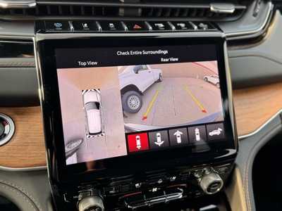 2022 Jeep Grand Cherokee, $43985. Photo 4