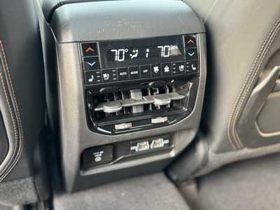 2022 Jeep Grand Cherokee, $43985. Photo 9