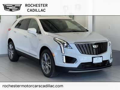 2025 Cadillac XT5, $54315.0. Photo 1