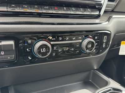 2025 Chevrolet 1500 Crew Cab, $71930.0. Photo 10