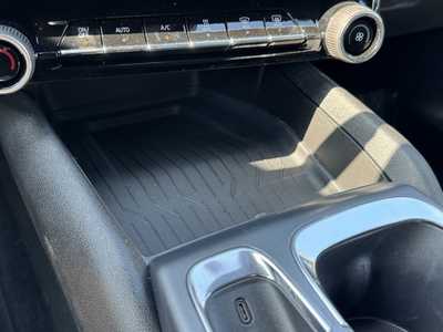 2025 Chevrolet Equinox, $39090.0. Photo 10
