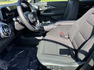 2025 Chevrolet Equinox, $39090.0. Photo 5
