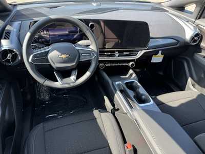 2025 Chevrolet Equinox, $39090.0. Photo 8