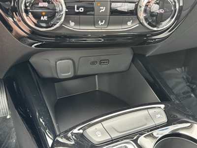 2025 Chevrolet Trax, $25485.0. Photo 11