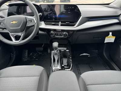 2025 Chevrolet Trax, $25485.0. Photo 2