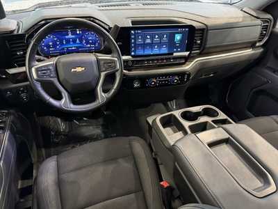 2022 Chevrolet 1500 Crew Cab, $29999. Photo 8