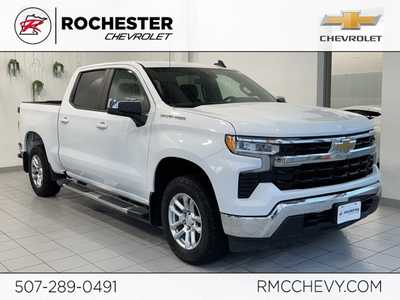 2022 Chevrolet 1500 Crew Cab, $29999. Photo 1