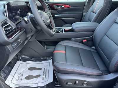 2025 Chevrolet Traverse, $59095.0. Photo 5