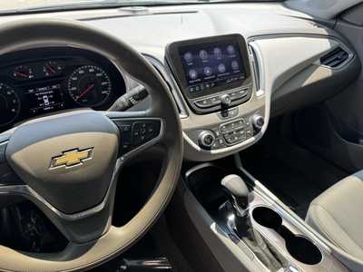 2022 Chevrolet Malibu, $17985. Photo 11