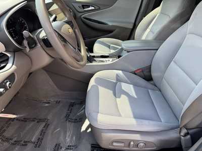 2022 Chevrolet Malibu, $17985. Photo 5