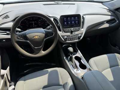 2022 Chevrolet Malibu, $17985. Photo 7