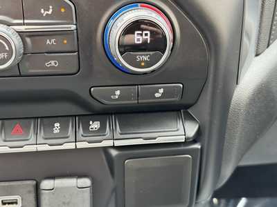 2020 Chevrolet 1500 Crew Cab, $37990. Photo 11