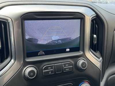 2020 Chevrolet 1500 Crew Cab, $37990. Photo 4