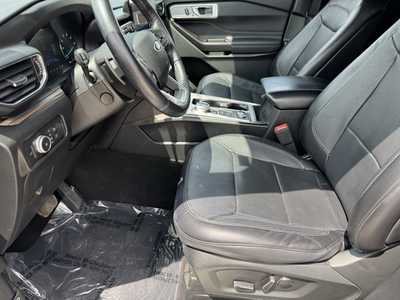 2020 Ford Explorer, $22999. Photo 6
