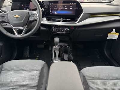 2025 Chevrolet Trax, $25485.0. Photo 2