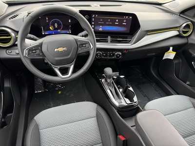 2025 Chevrolet Trax, $25485.0. Photo 8
