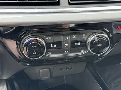 2025 Chevrolet Trax, $25485.0. Photo 9
