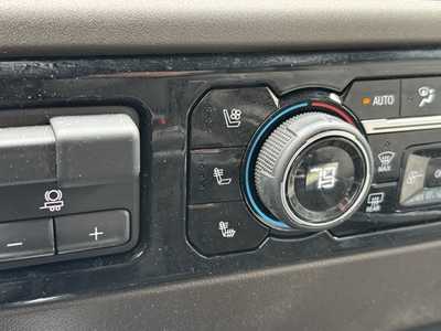 2022 Chevrolet 1500 Crew Cab, $45580. Photo 11