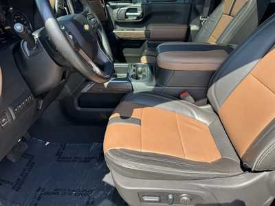 2023 Chevrolet 3500 Crew Cab, $63990. Photo 5