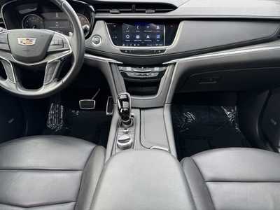 2022 Cadillac XT5, $37890. Photo 2