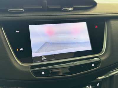 2022 Cadillac XT5, $37890. Photo 4