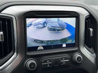 2021 Chevrolet 1500 Crew Cab, $40999. Photo 4